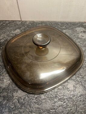 REPLACEMENT LID PYREX A-9-C Smoked Glass Square Lid with Handle - Amber Brown